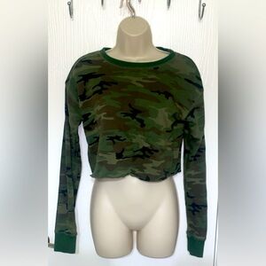 Forever 21 Camouflage Long Sleeve Crop Top